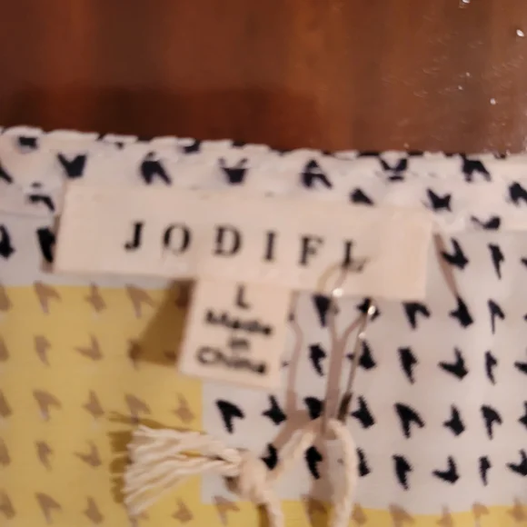 Jodifl Yellow and White Patterned Sleeveless Summer Dress - Picture 6 of 7